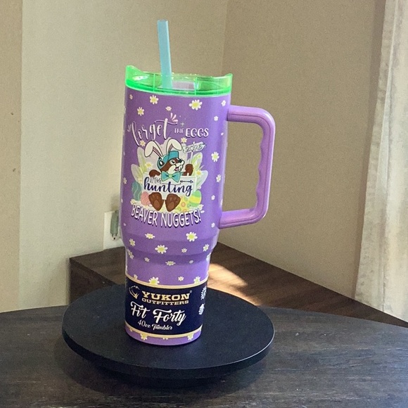 Buc-ees Yukon Outfitters Fit Forty Spring Easter 2025 40oz Tumbler - Picture 1 of 7